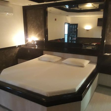 Motel Casa Branca Blumenau Buitenkant foto