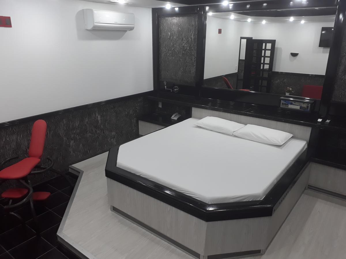 Motel Casa Branca Blumenau Buitenkant foto