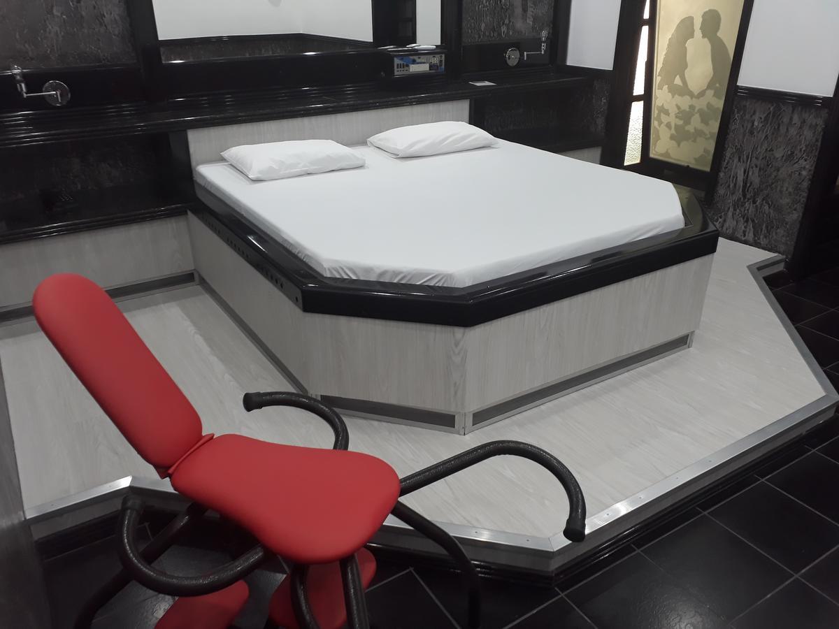 Motel Casa Branca Blumenau Buitenkant foto