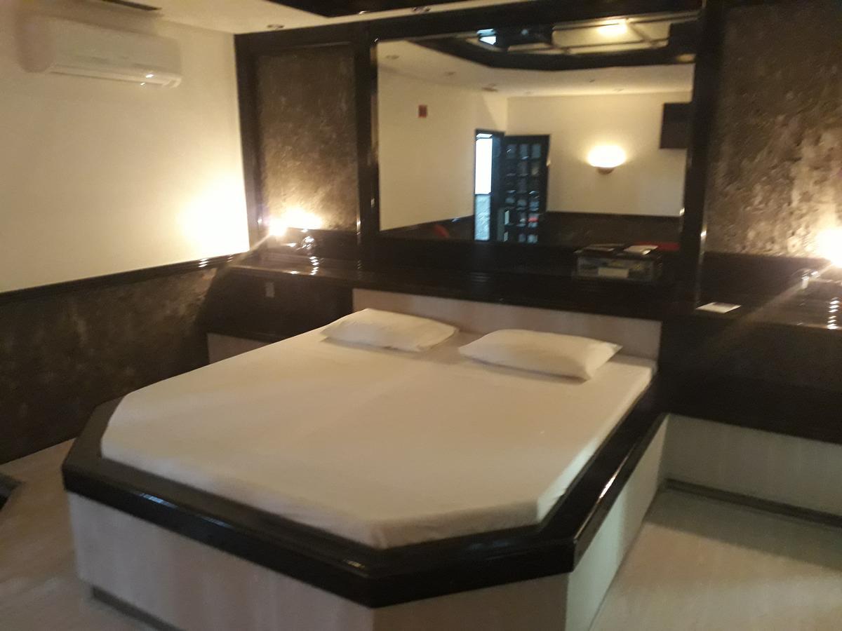 Motel Casa Branca Blumenau Buitenkant foto